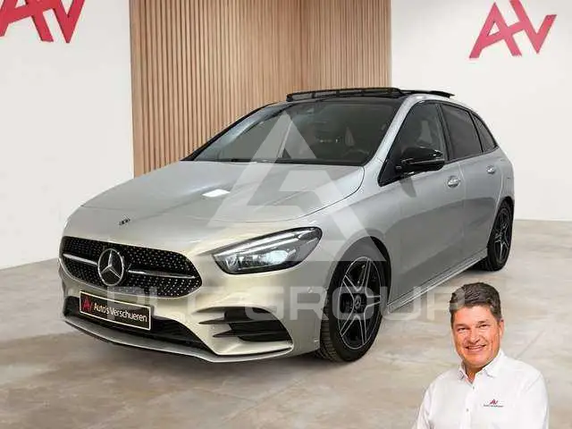 2019 Mercedes Benz B 180