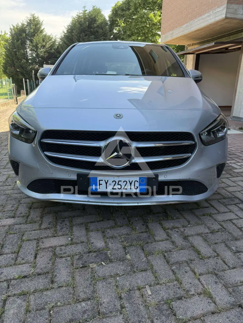 2019 Mercedes Benz B 220