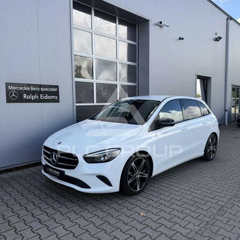 2019 Mercedes Benz B 220