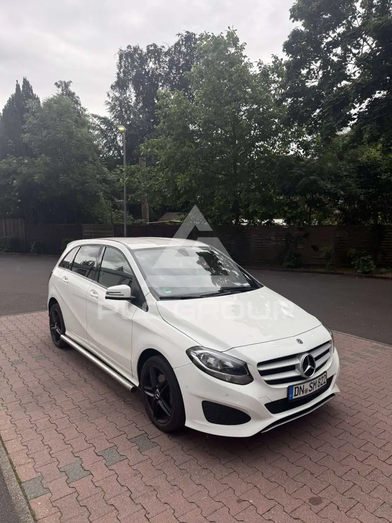 2019 Mercedes Benz B 220