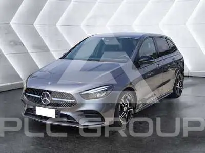 2019 Mercedes Benz B 220