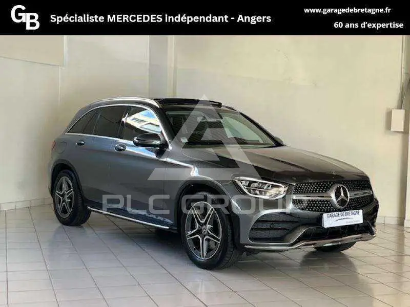 2019 Mercedes Benz GLC 220