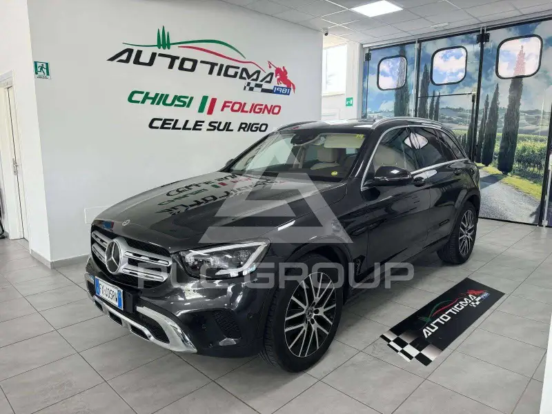 2019 Mercedes Benz GLC 220