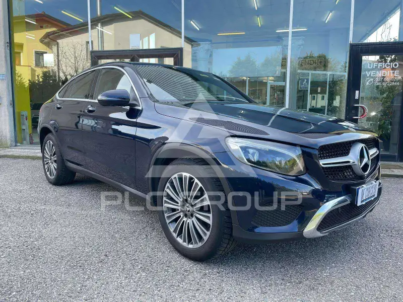 2019 Mercedes Benz GLC 220