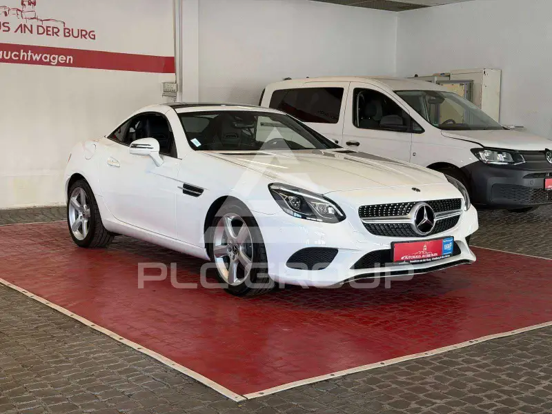 2019 Mercedes Benz SLC 180