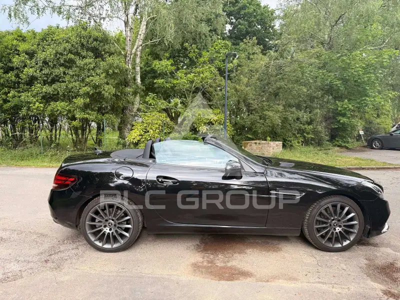 2019 Mercedes Benz SLC 300