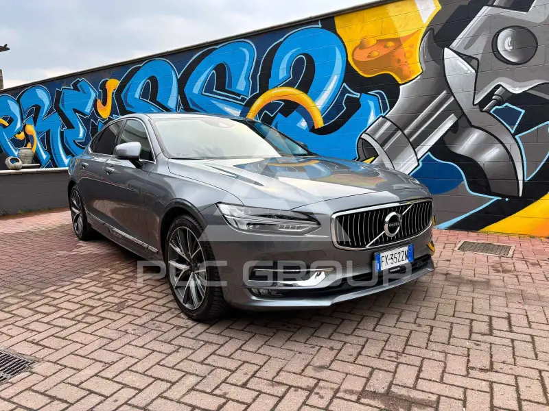 2019 Volvo S90