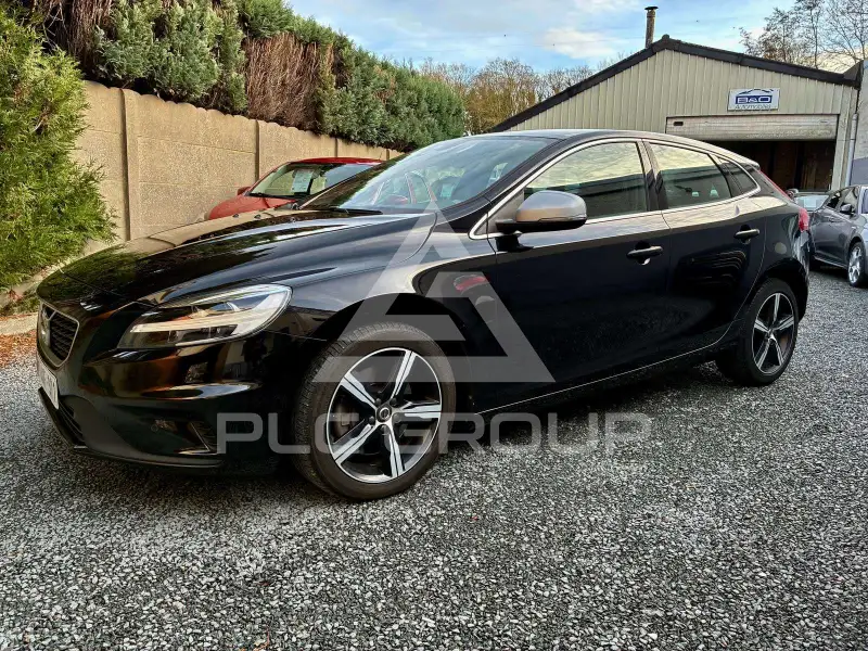 2019 Volvo V40