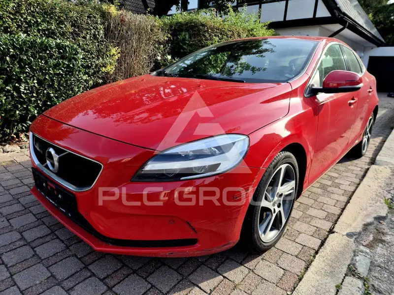 2019 Volvo V40