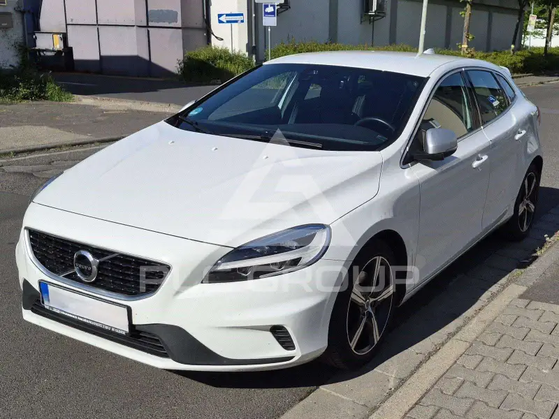 2019 Volvo V40
