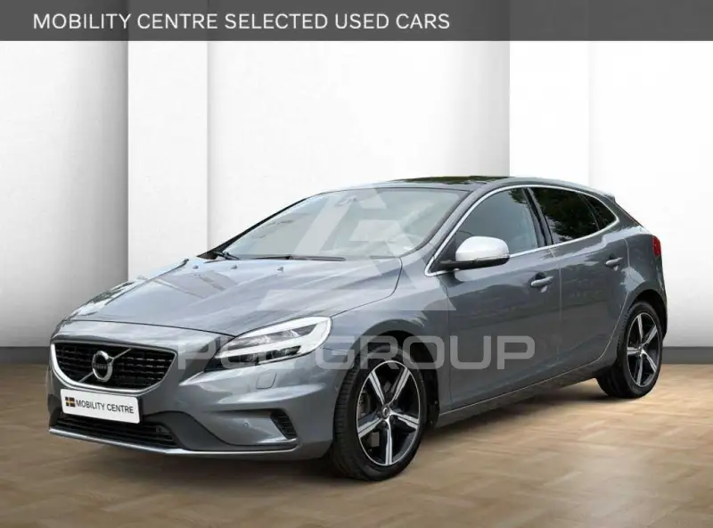 2019 Volvo V40