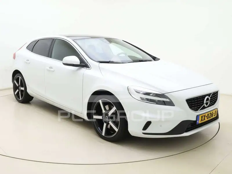 2019 Volvo V40