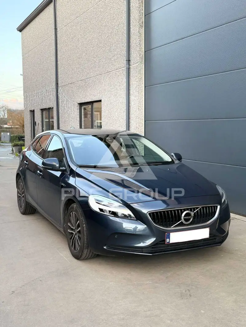 2019 Volvo V40