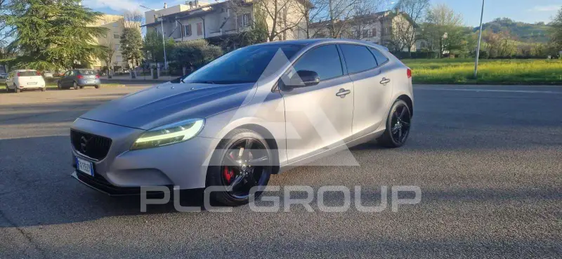 2019 Volvo V40