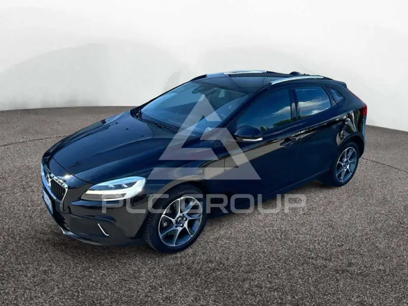 2019 Volvo V40