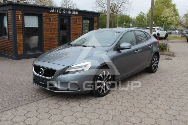 2019 Volvo V40