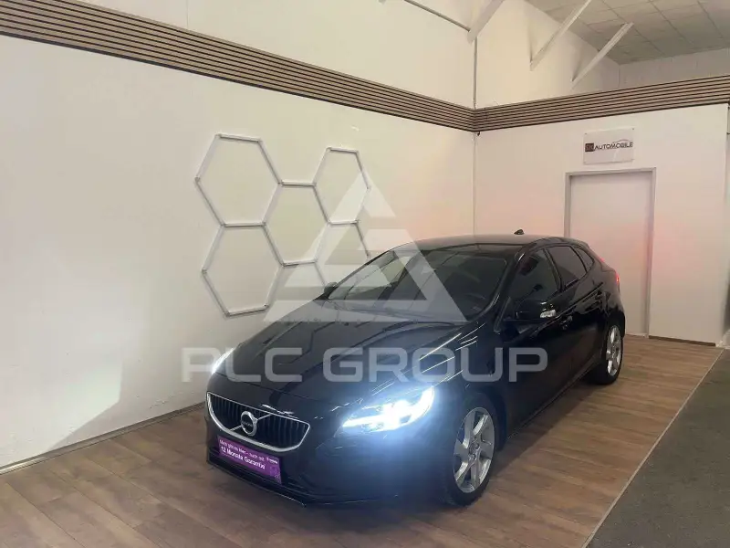 2019 Volvo V40