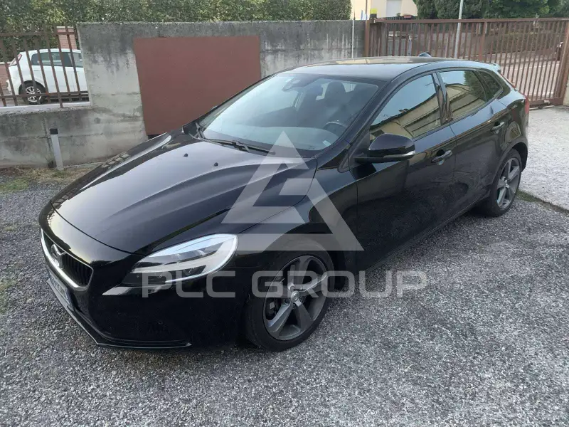 2019 Volvo V40