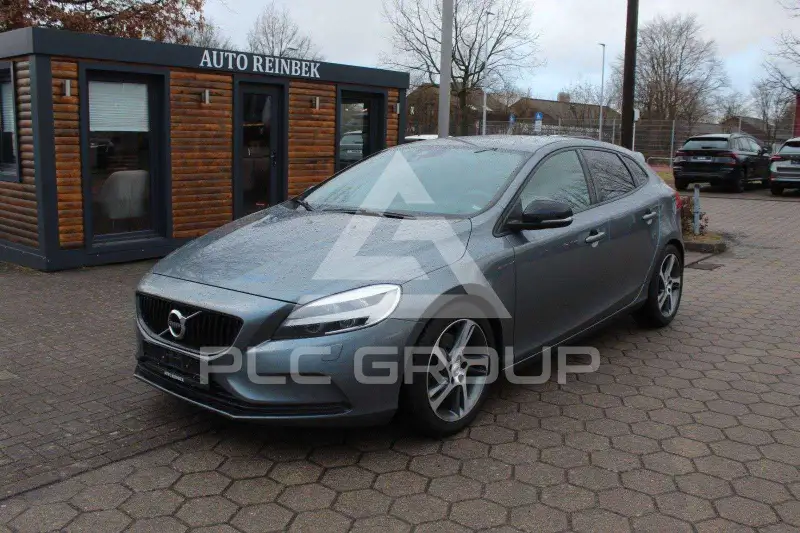 2019 Volvo V40