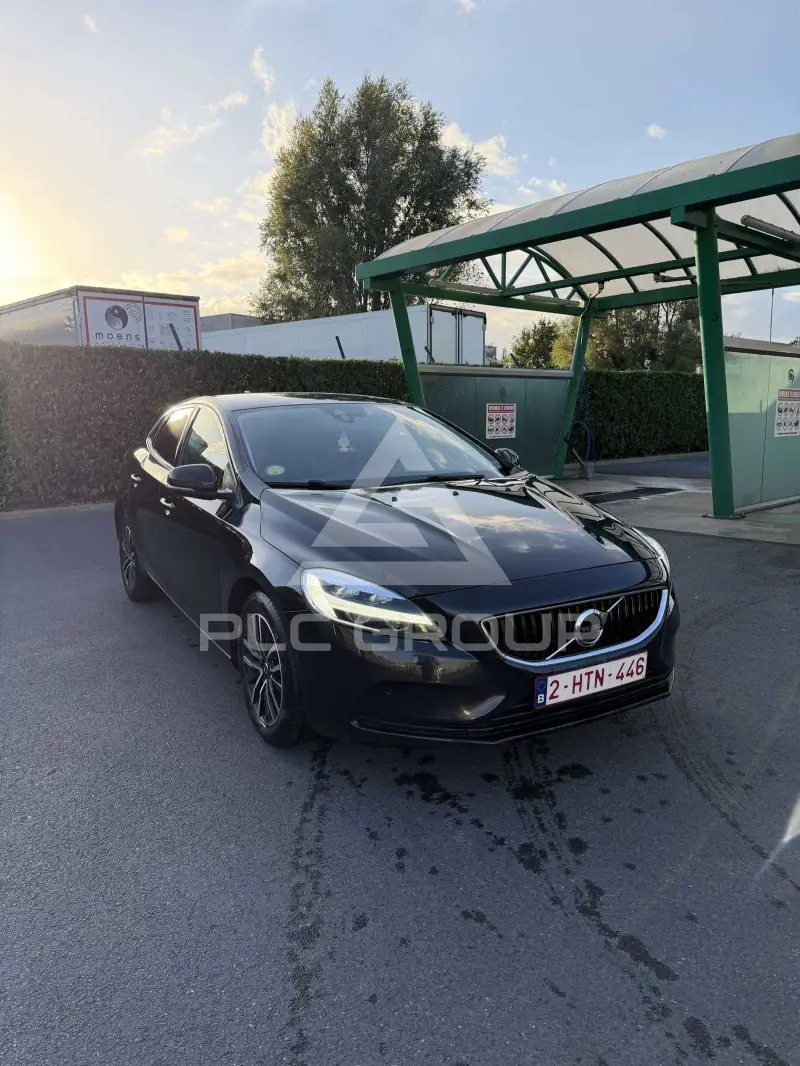 2019 Volvo V40
