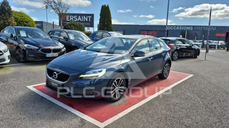 2019 Volvo V40
