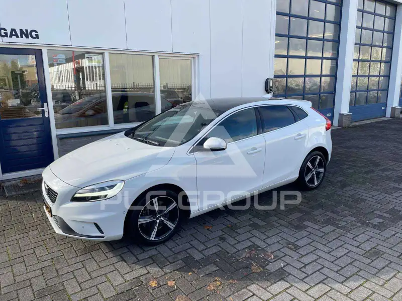 2019 Volvo V40