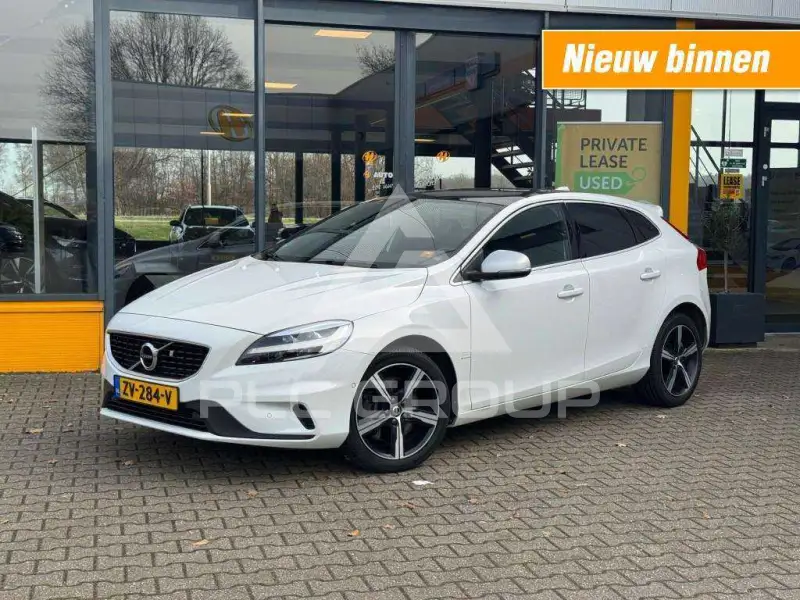 2019 Volvo V40