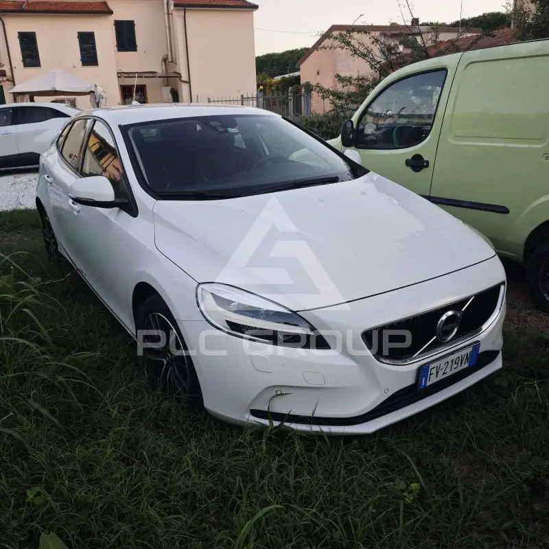 2019 Volvo V40
