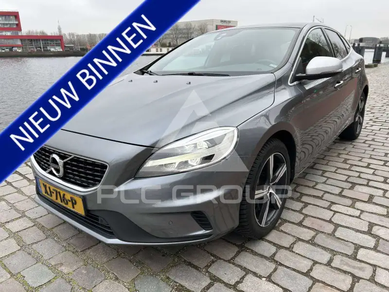 2019 Volvo V40