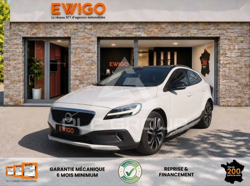 2019 Volvo V40