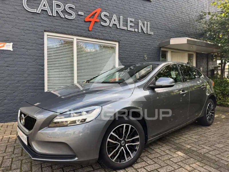 2019 Volvo V40