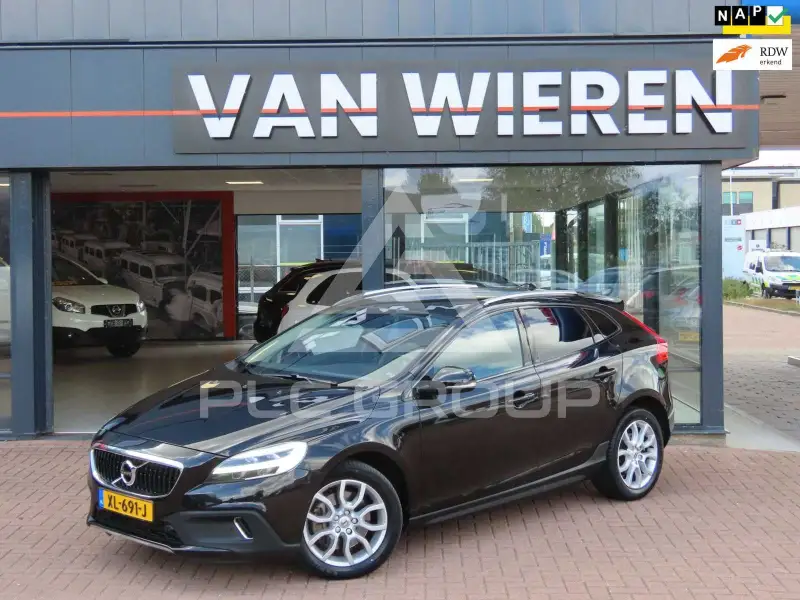 2019 Volvo V40