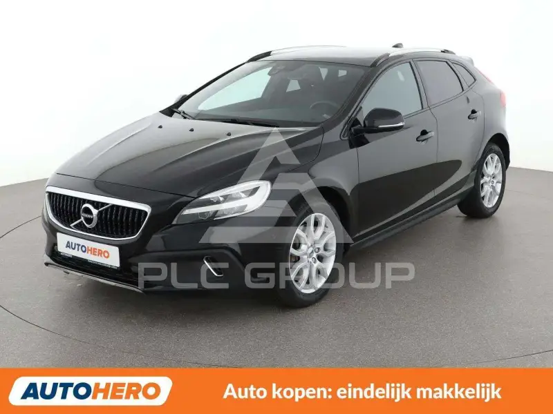 2019 Volvo V40