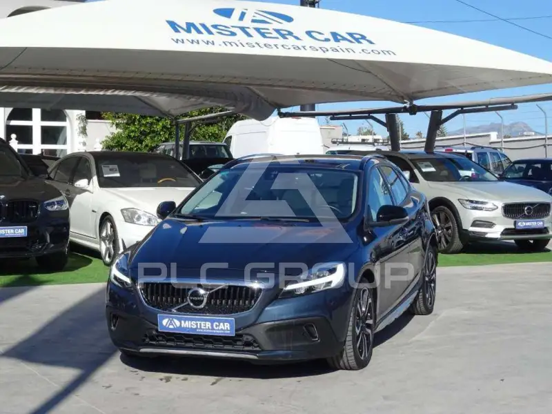 2019 Volvo V40