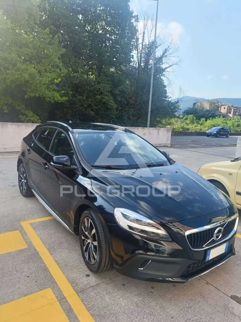 2019 Volvo V40
