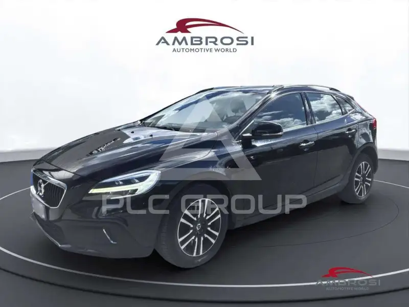 2019 Volvo V40