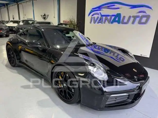 2019 Porsche Carrera