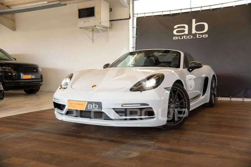 2019 Porsche 718