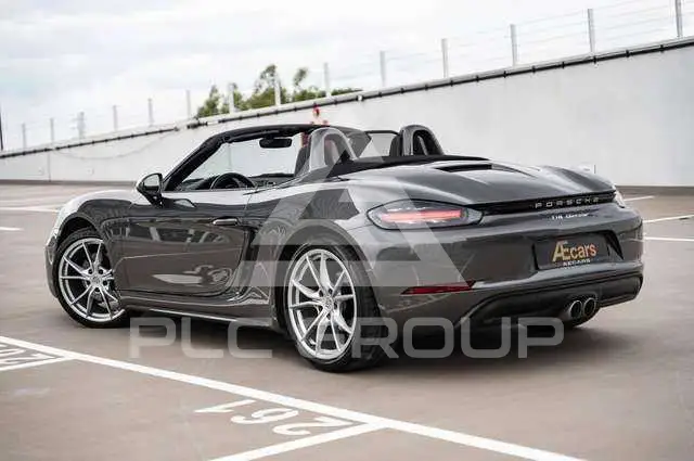 2019 Porsche 718