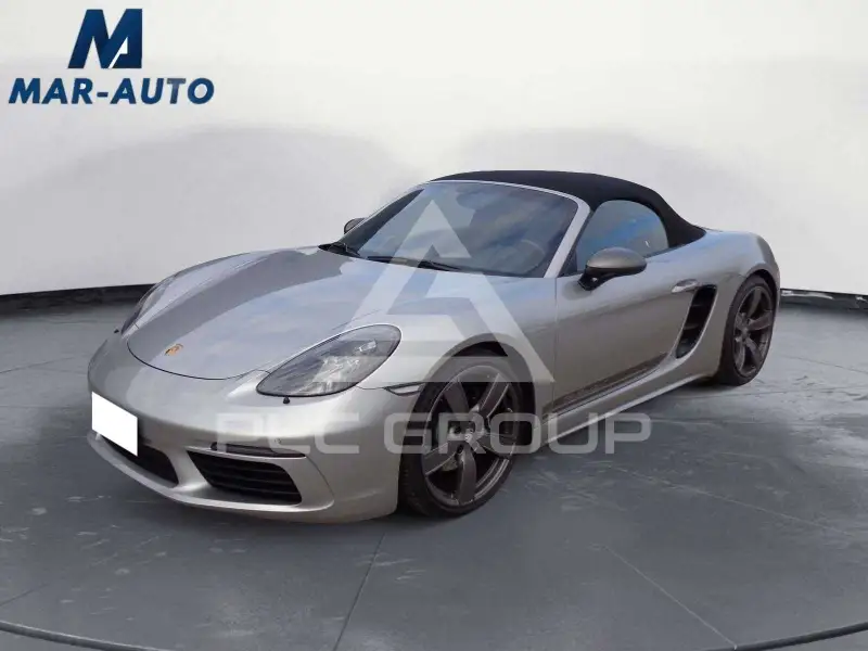 2019 Porsche 718