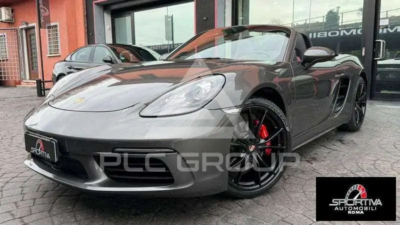 2019 Porsche 718