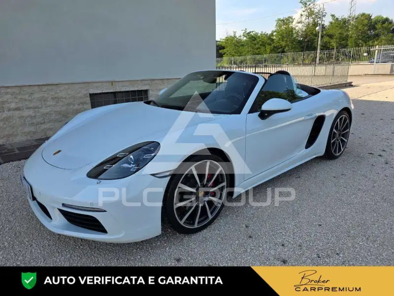 2019 Porsche 718