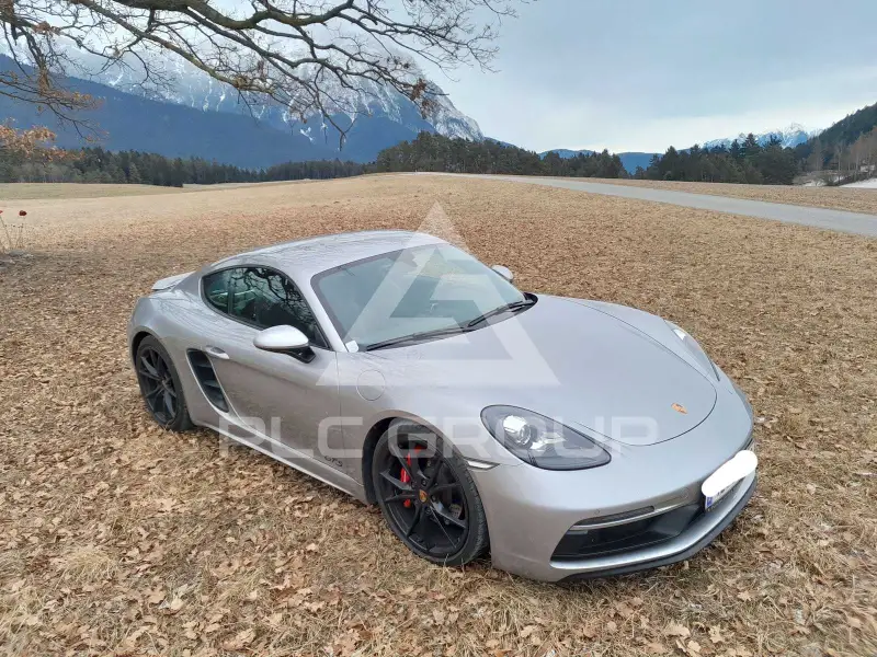 2019 Porsche Cayman