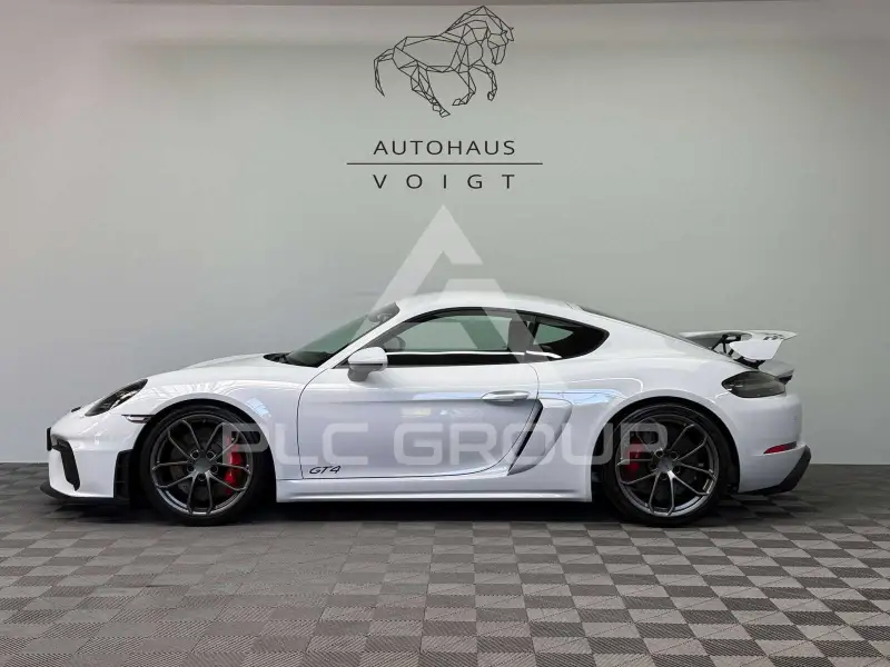 2019 Porsche Cayman