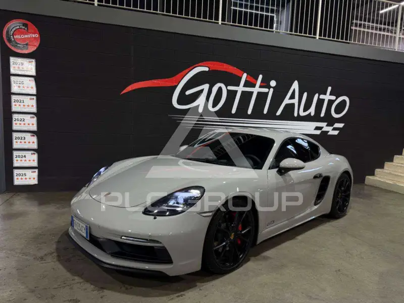 2019 Porsche Cayman