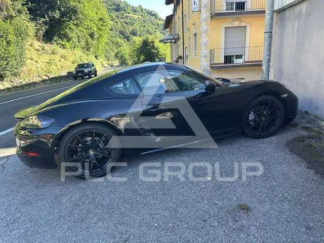 2019 Porsche Cayman