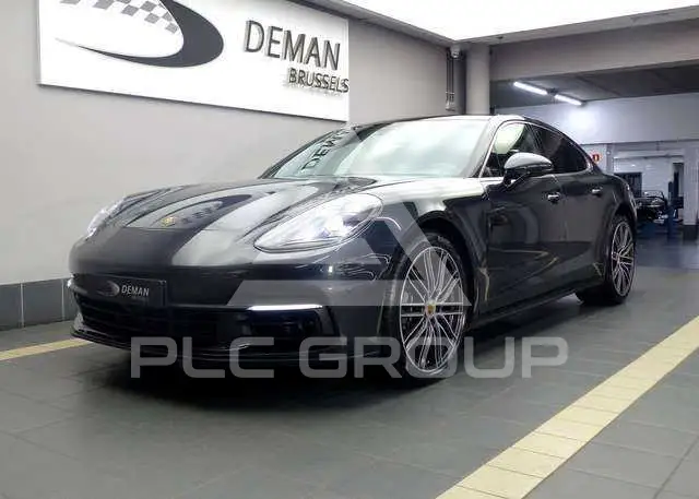 2019 Porsche Panamera