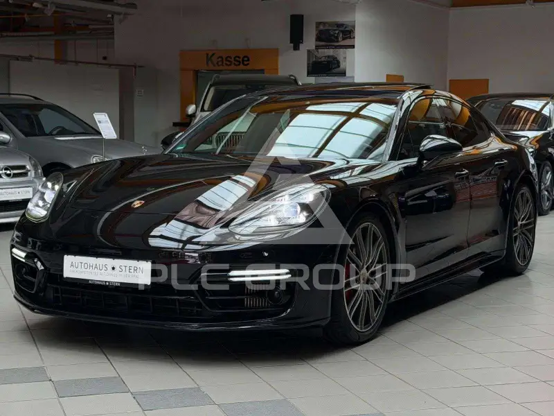 2019 Porsche Panamera