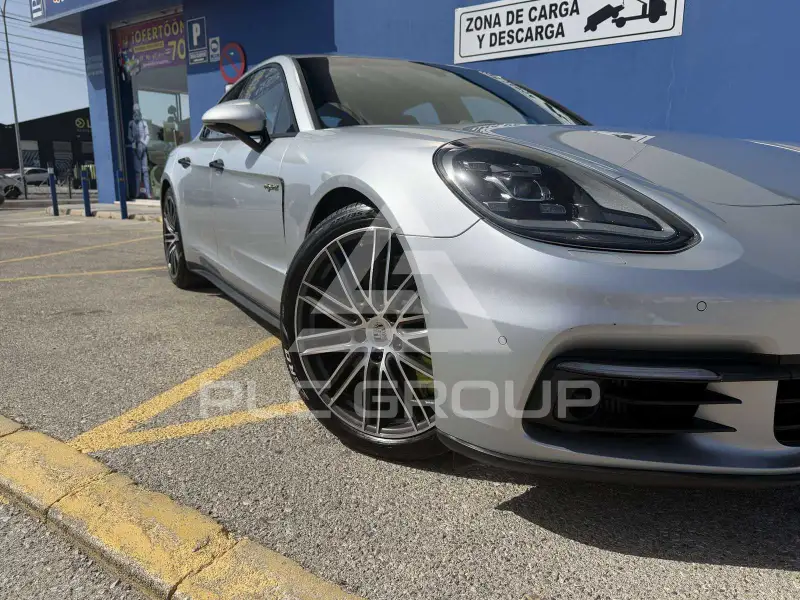 2019 Porsche Panamera