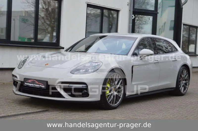2019 Porsche Panamera